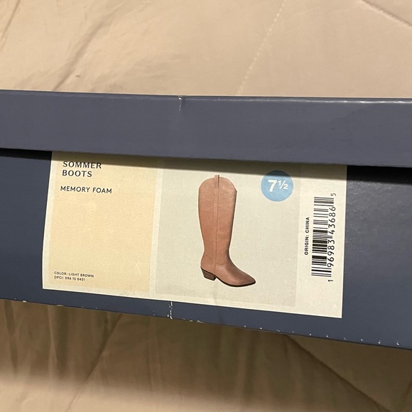 Universal Thread Boots - Picture 6 of 6